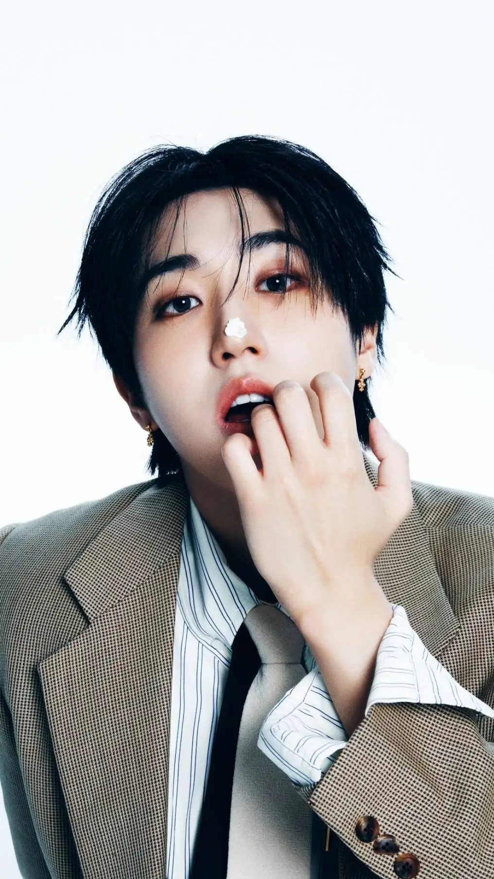 ai character: Han Jisung  background
