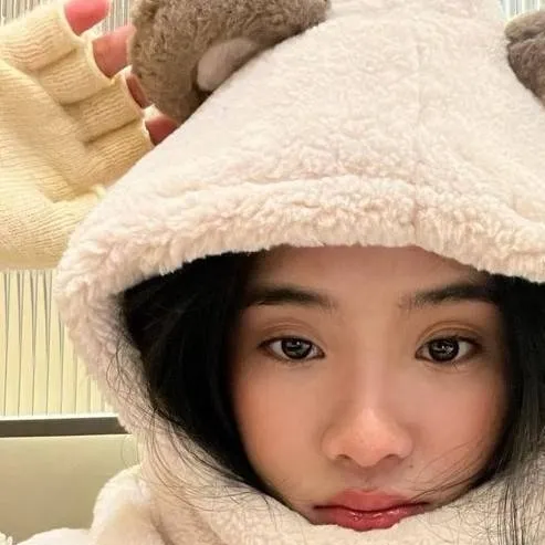 chat with ai character: ⚓ SOPHIA ⚓