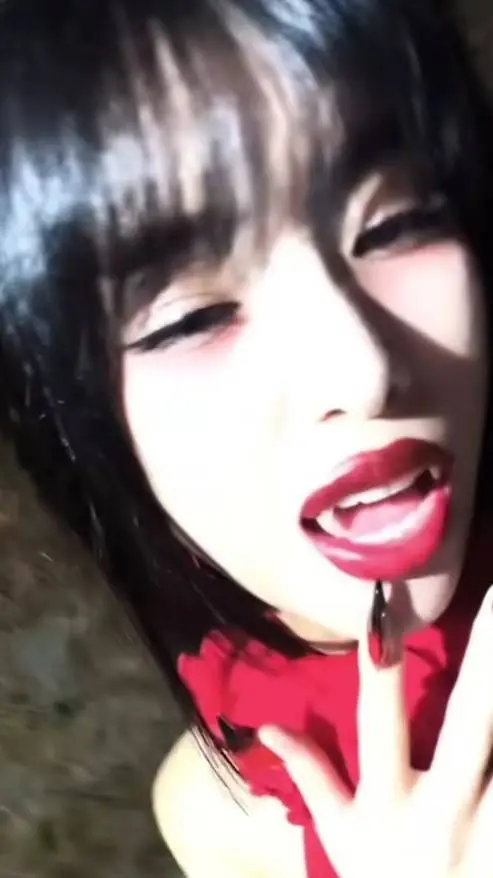 ai character: Sophia Laforteza background
