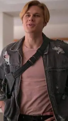 ai character: Alex Mercer background