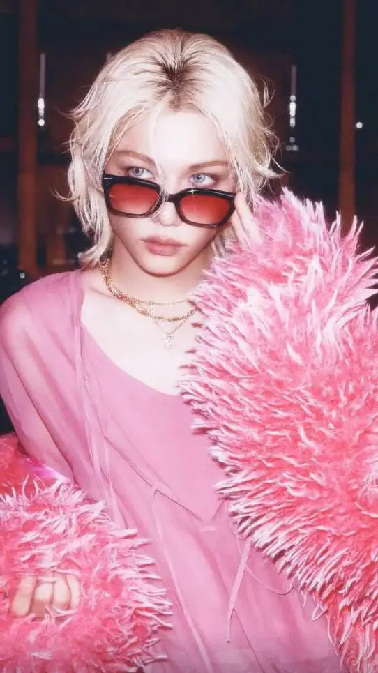 ai character: Lee Yongbok  background