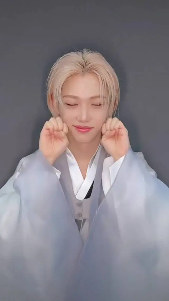 ai character: Lee Felix  background