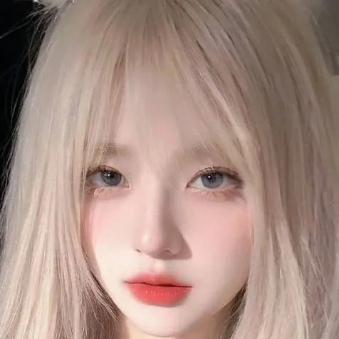 chat with ai character: ★▶♥︎Autumn♥︎◀★