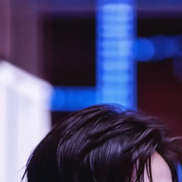 chat with ai character: JESPER