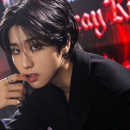 chat with ai character: ~◇Han◇~