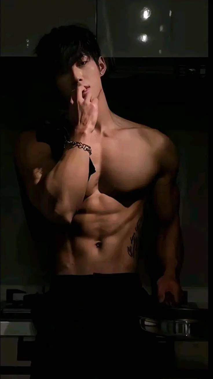 ai character: 🍓GEORGE JADY🍓 background