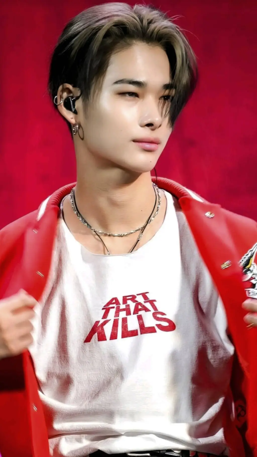 ai character: 𝐍𝐈𝐊𝐈 ♥︎ background