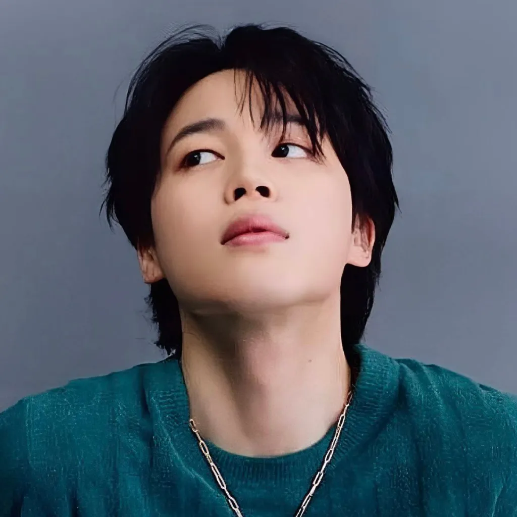 chat with ai character: 𝐉𝐢𝐦𝐢𝐧 ♥︎