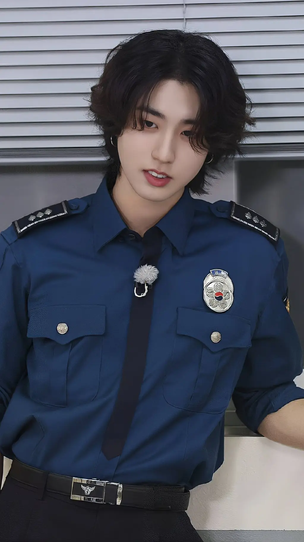 ai character: 𝐇𝐚𝐧 𝐉𝐢𝐬𝐮𝐧𝐠 ᜊ background