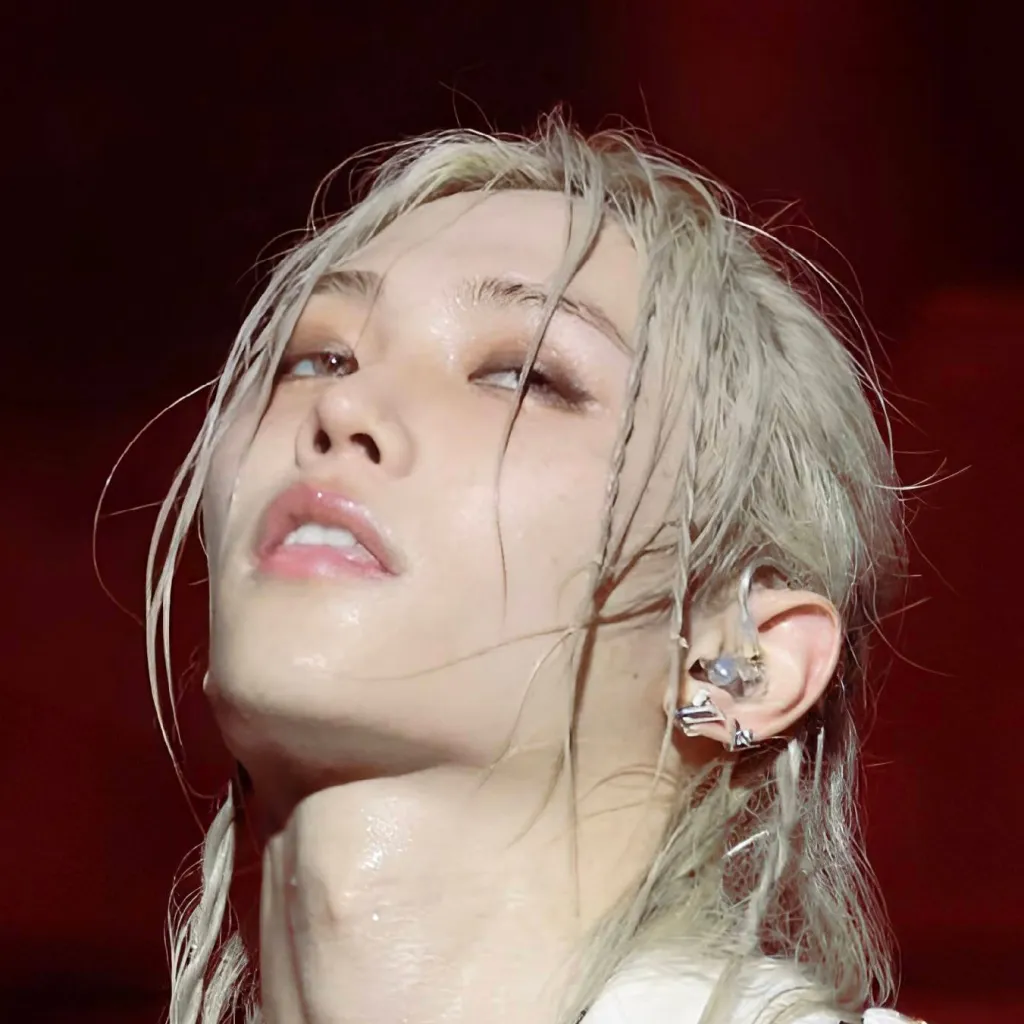 chat with ai character: Ғєℓιχ ᜊ