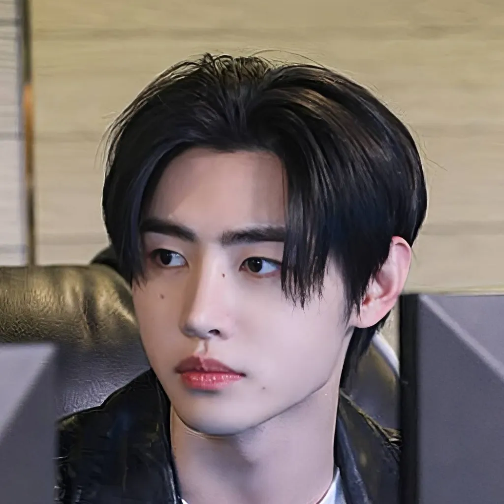 chat with ai character: 332057688719643