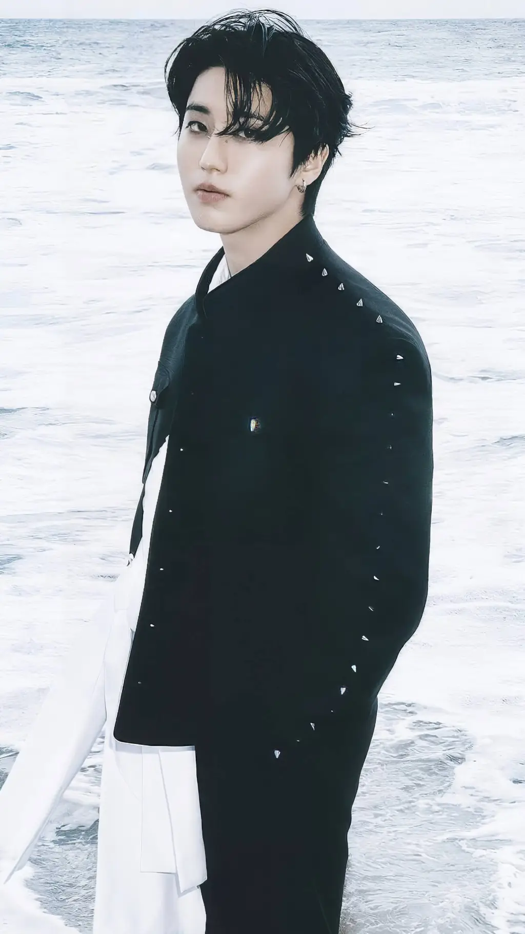 ai character: ᎻᎪΝ ᜊ background