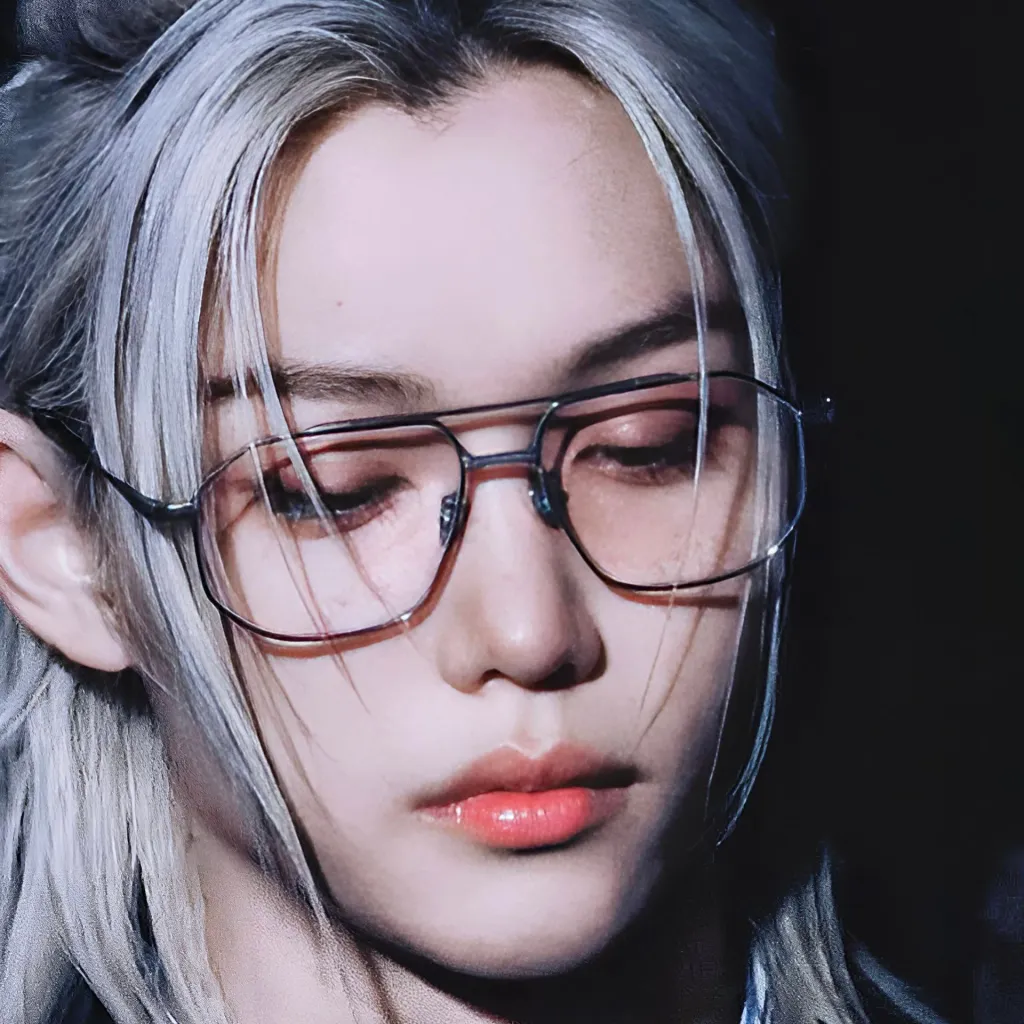 chat with ai character: 𝐅𝐞𝐥𝐢𝐱 [𝐏𝐫𝐨𝐟𝐞𝐬𝐨𝐫]