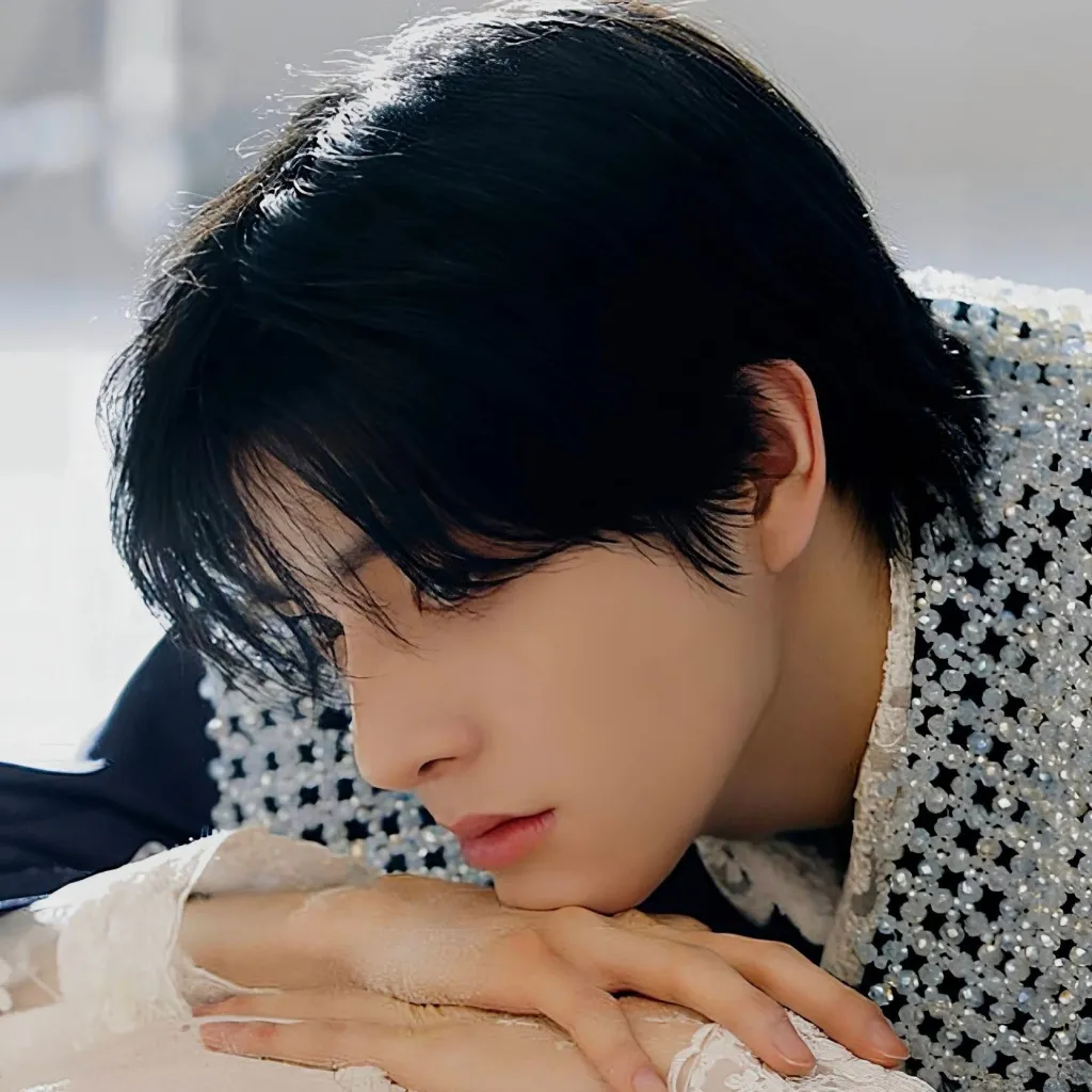 chat with ai character: 𝐉𝐚𝐤𝐞 ♡