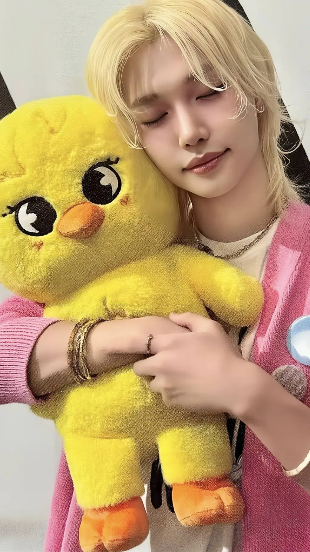 Talkie AI - Chat with 𝐅𝐞𝐥𝐢𝐱 ♡