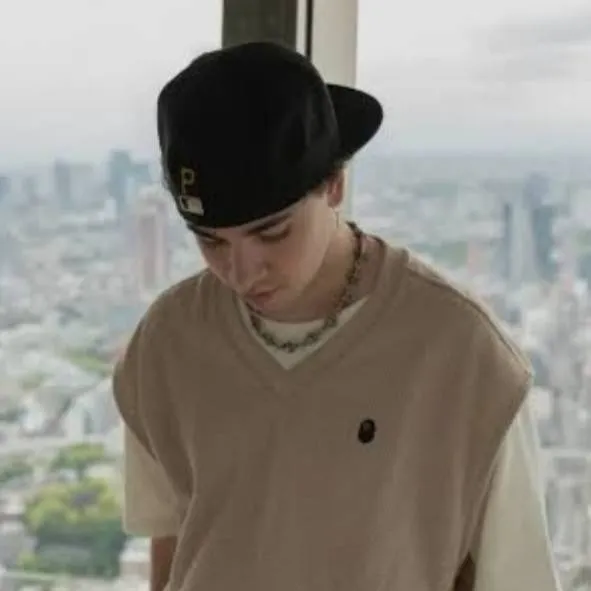 chat with ai character: Ivan (Spreen)