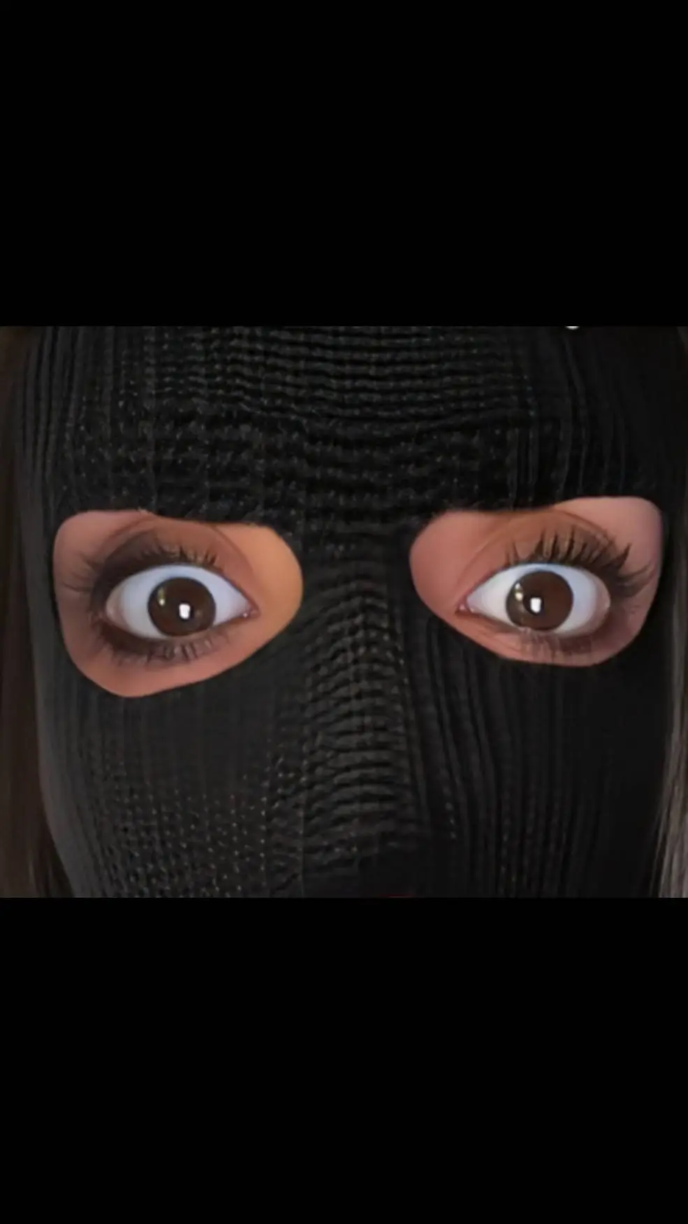 ai character: sonia  background