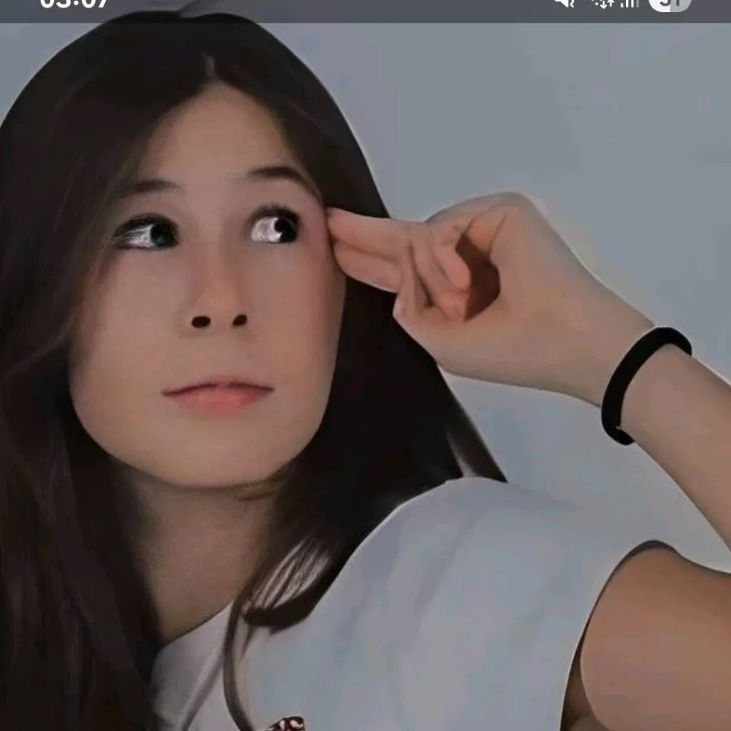 chat with ai character: Ana bozovic 