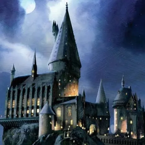chat with ai character: Hogwarts
