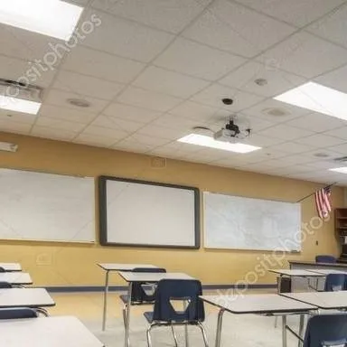 chat with ai character: My Classroom P.5/2