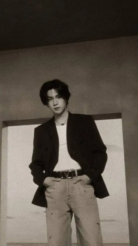 ai character: Suga background