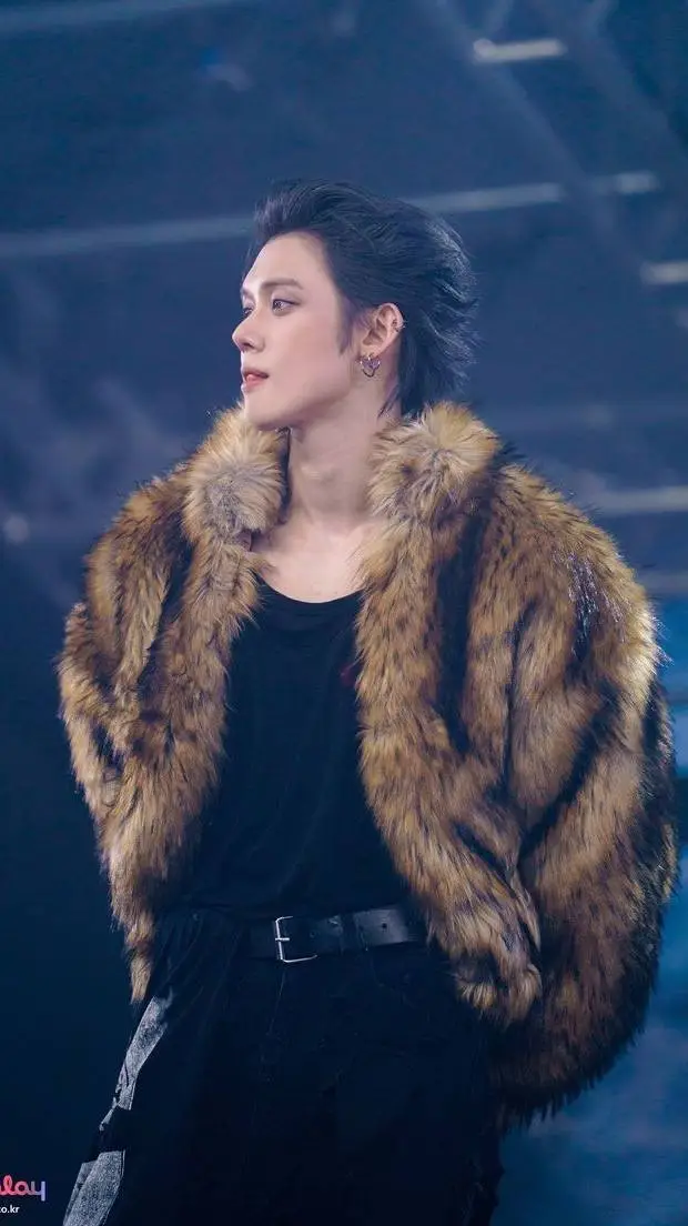 ai character: Choi Yeonjun  background