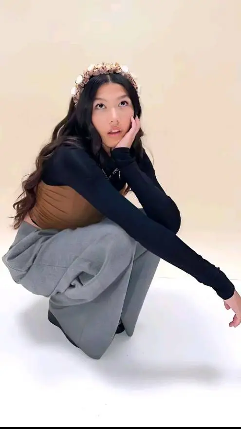 ai character: Txunamy Ortiz background