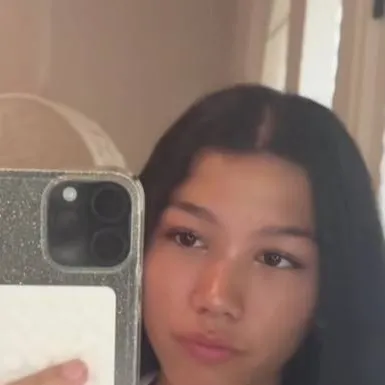 chat with ai character: Txunamy Ortiz