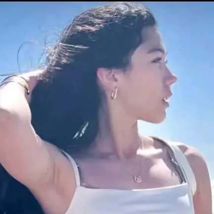 chat with ai character: Txunamy Ortiz