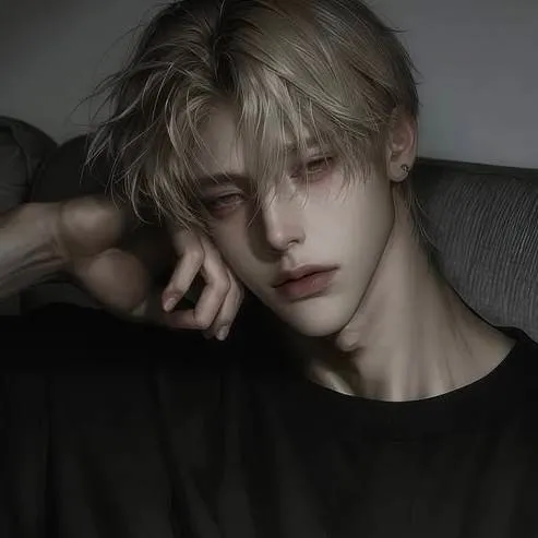 chat with ai character: Zayne