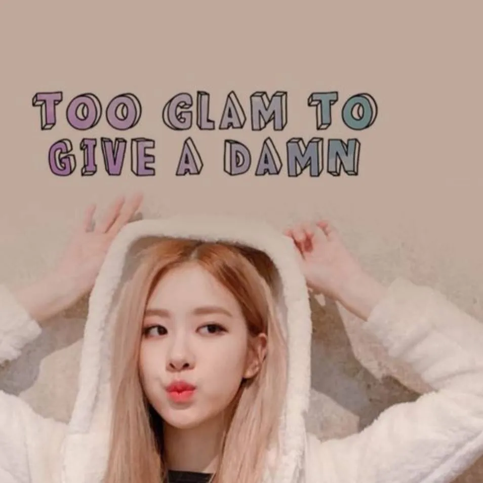 chat with ai character: Roseanne Park