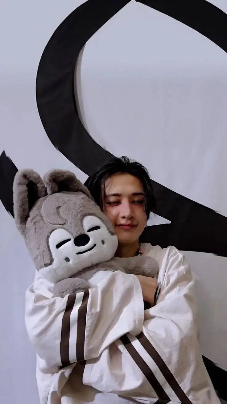 ai character: Bangchan <3 background