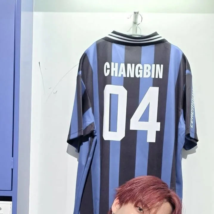 chat with ai character: Changbin