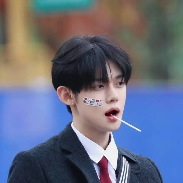 chat with ai character: Yeonjun