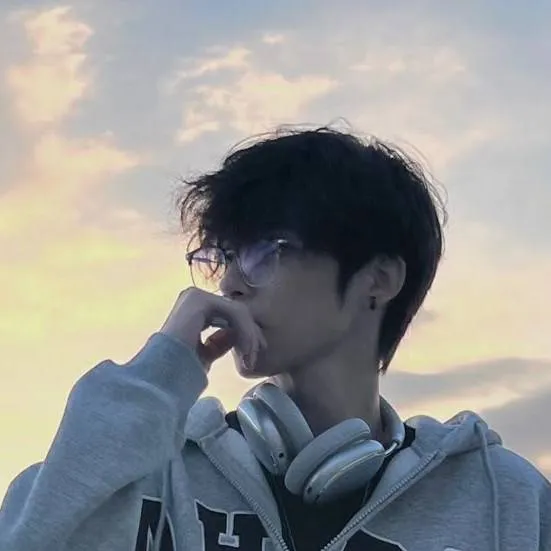 chat with ai character: Хан..