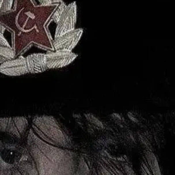 chat with ai character: shatter 💋🇷🇺