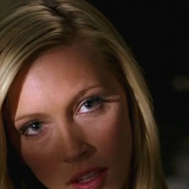 chat with ai character: Ruby