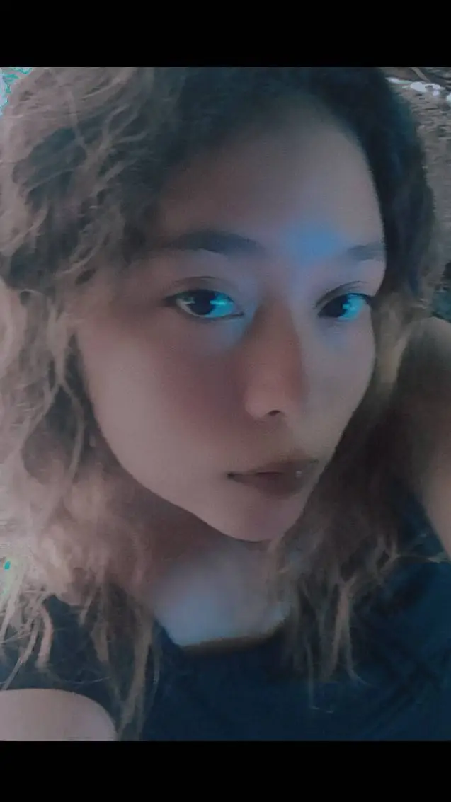 ai character: karlix  background