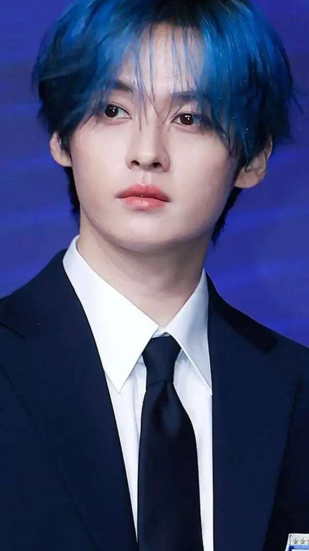 Talkie AI - Chat with leeknow your dad