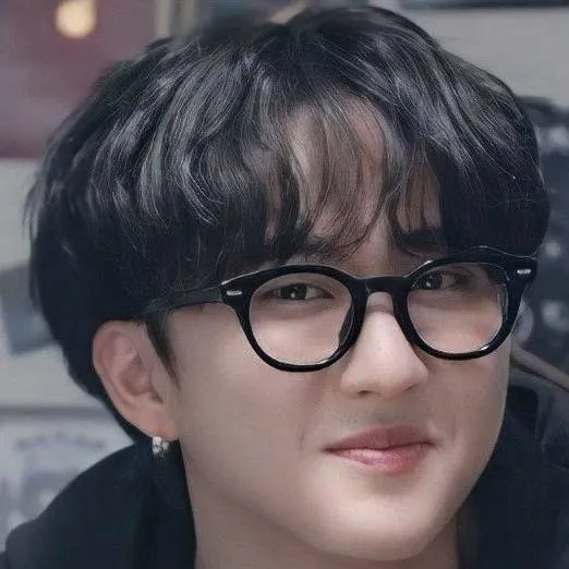 chat with ai character: changbin