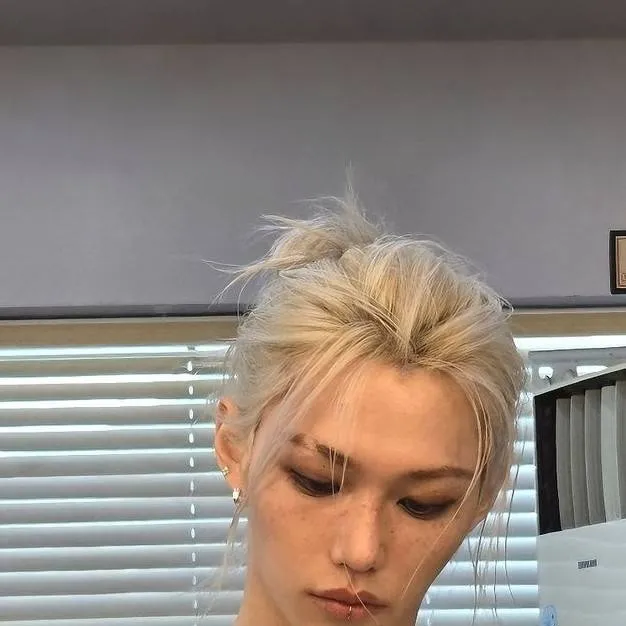 chat with ai character: felix dad