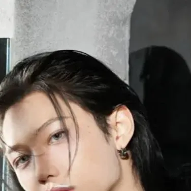 chat with ai character: FELIX TE AMOO 💓💓🐥