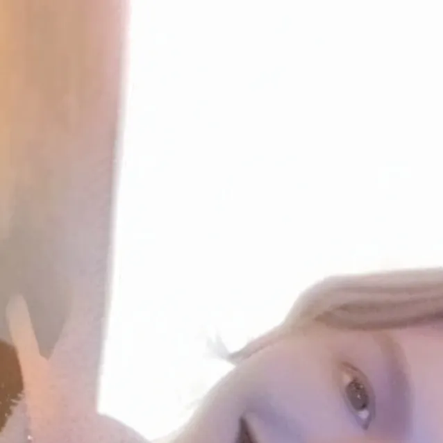 chat with ai character: amberoo