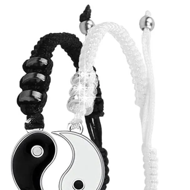 chat with ai character: bracciali 