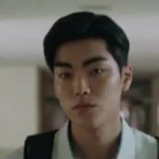 chat with ai character: Yeong-bin