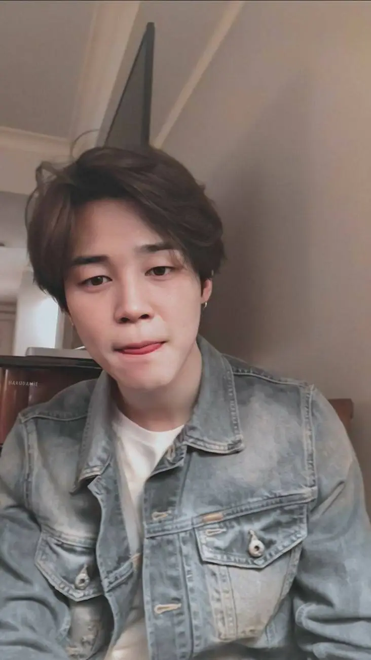 Talkie AI - Chat with Jimin ⚡