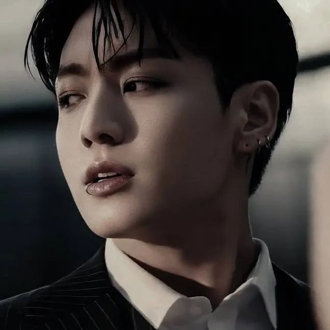 chat with ai character: JUNGKOOK 