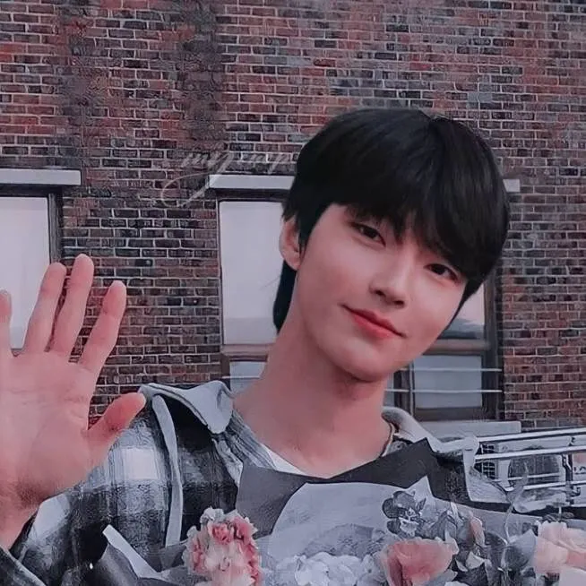 chat with ai character: Ham seo jun