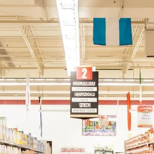 chat with ai character: Mr.Supermarket