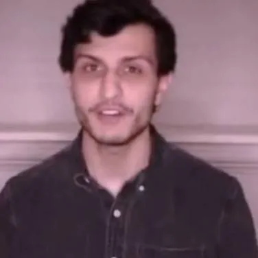 chat with ai character: Parker